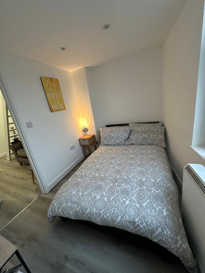 Central Colwyn Bay F1 Extérieur photo